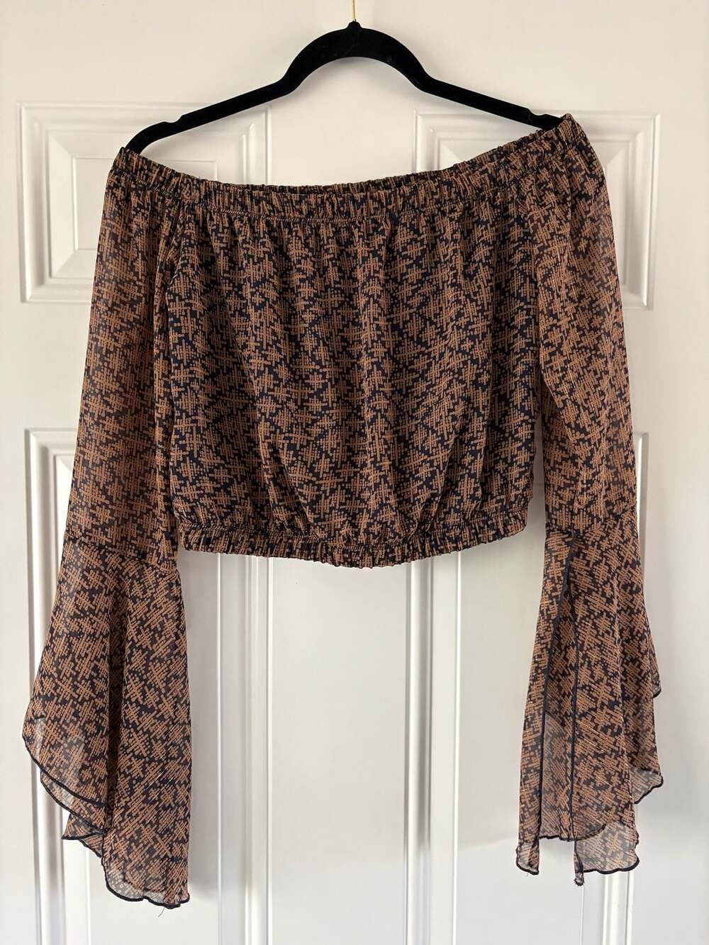 Women's Blue Blush Off Shoulder Boho Crop Top Bell Sleeves Black Beige Small